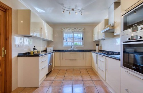 Urbanizacion La Mandarina House | Villa Meena by Interhome