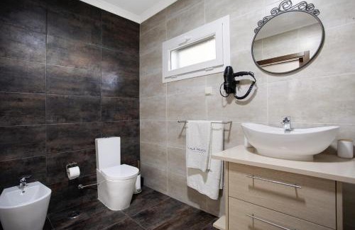 Caldas da Rainha Villa | Villa Mila Piscina e Jacuzzi