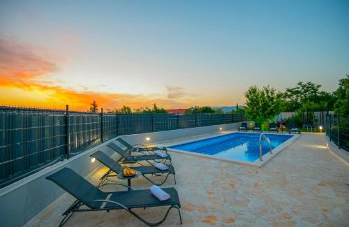 Sestanovac House | Villa "Mile"