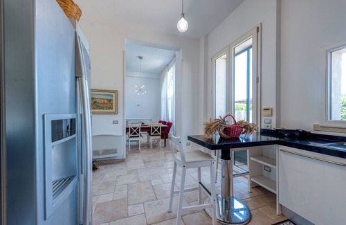 Arnesano Villa | Villa 'Minioti Apartament C' with Private Terrace, Wi-Fi and Air Conditioning