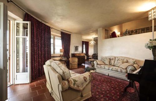 Albaretto della Torre House | Villa Moglietta Host in Langhe
