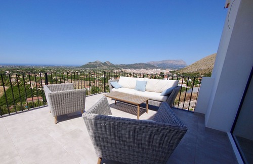 Pedreguer Villa | Villa Monte Solana – Stunning Views from the Mountains to the Sea