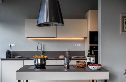 Monteu Roero Villa | Villa Monteu - Eight Bedroom Villa, Sleeps 18