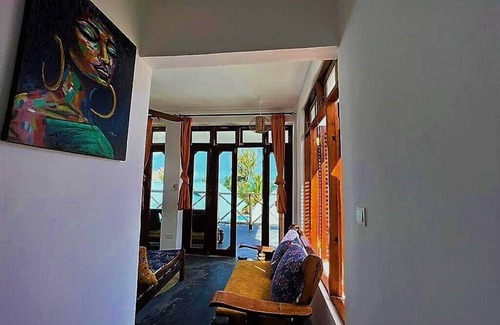 Fukuchani Villa | Villa Moza Oceanview 4 Bedrooms- Sleeps up to 10 Adults