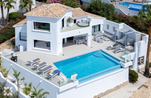 Cumbre del Sol Villa | Villa Mykonos by Abahana Villas