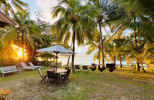 Belle Mare Villa | Villa Nacéli - Seaside Villa in Belle Mare