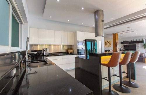 Cherngtalay Villa | Villa Namaste 7BR Luxury Seaview - Full services