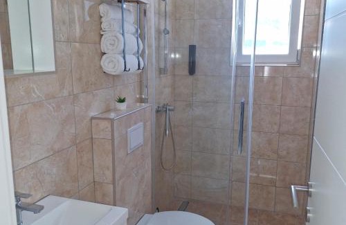 Vrhovine Villa | Villa Natasa near Plitvice for 15 persons