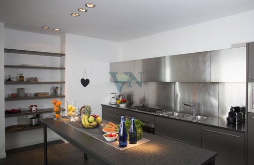 Menaggio Apartment | VILLA NAVALIA MARINA - directly on the lake como - with jacuzzi - 8 people