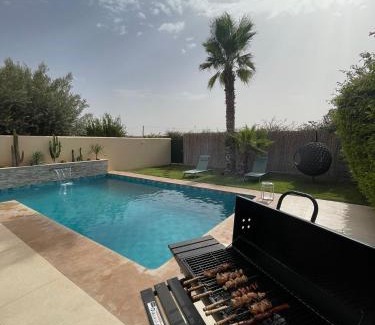 Issen Villa | Villa Nawal et sa piscine chauffée sans vis-à-vis