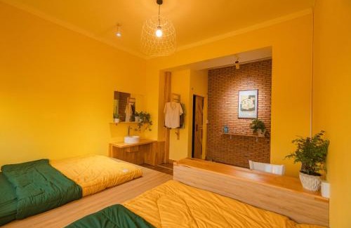 Bao Loc House | Villa Nhà có hai cây Tùng