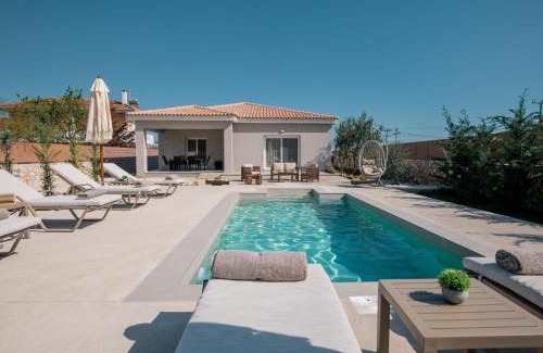 Agrilia Villa | Villa Nicoldia with private pool near Laganas