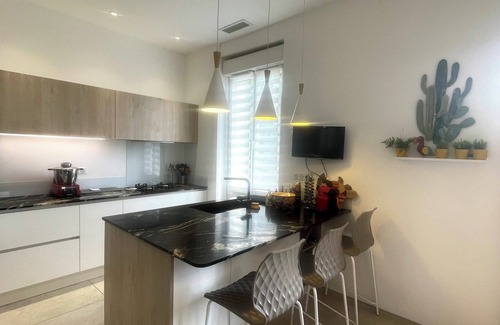 Route d'Arles House | Villa Nimes Centre