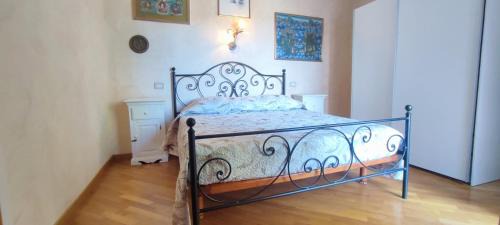 Zona XXX Castel Fusano Villa | Villa Ninfea wonderful garden, business & relax