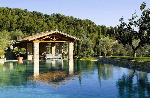 Pian di Sco Villa | Villa Nocciolo in most Exclusive Borgo in Tuscany