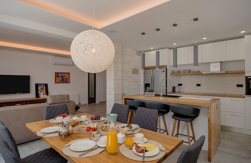 Selca Villa | Villa Nova Brac- A Waterfront Getaway