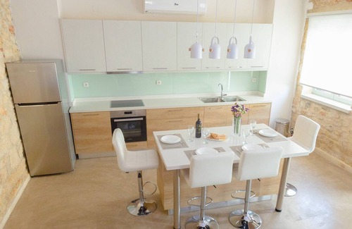Tilisos Villa | Villa Nuelle with outdoor pool and indoor jacuzzi
