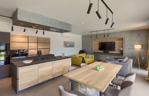 Bibici Villa | Villa Oasi Verde - Family-friendly villa with a private heated pool & a barbecue