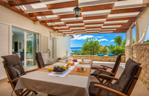 Podgora Villa | Villa OLD OLIVE, 3lovelyvillas