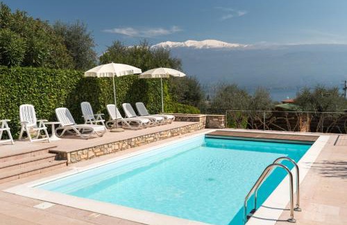 Roina Villa | Villa Oleandri, con Piscina privata e Vista Lago