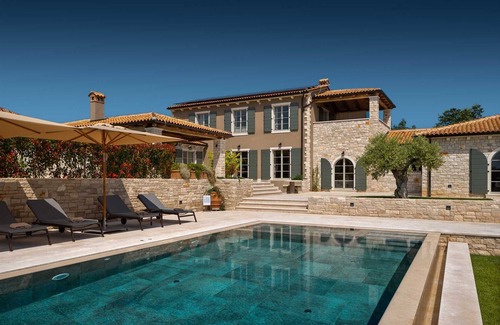 Vabriga Villa | Villa Olive View - Your exclusive retreat