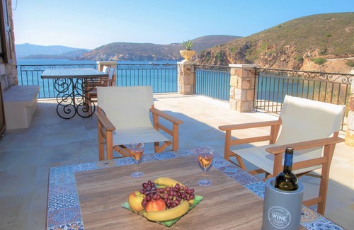 Kampos Villa | Villa on the beach - 4 bedrooms