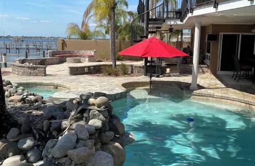 Daytona Beach Villa | Villa on the River