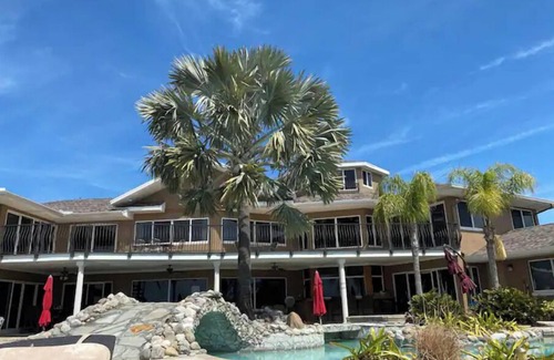 Daytona Beach Villa | Villa on the River