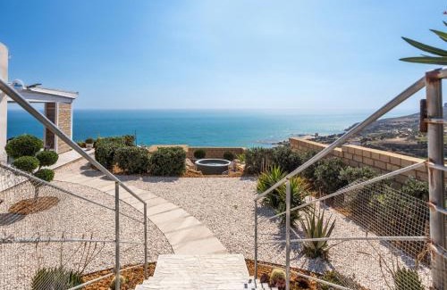 Realmonte Villa | Villa Orizzonte Holidays by Interhome