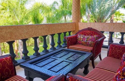 Oulad Hassoune Villa | Villa Palmyra, 8 suites with heated pool in the heart of the Palmeraie