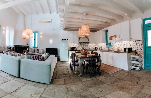 Kilada Villa | Villa Pasiphae at Salandi beach