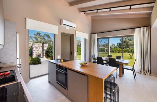 Kariotai Villa | Villa Pasteli Sweet by Villa Plus