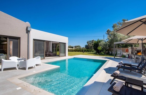 Kariotai Villa | Villa Pasteli Sweet by Villa Plus