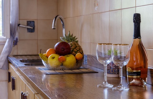 Padula Fede Villa | Villa 'Perla Marina Luxury' with Sea View, Wi-Fi and Air Conditioning