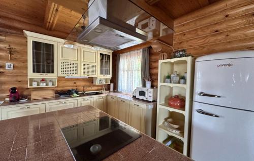Veliko Trgovisce Villa | Villa Pine Log by Villas Guide