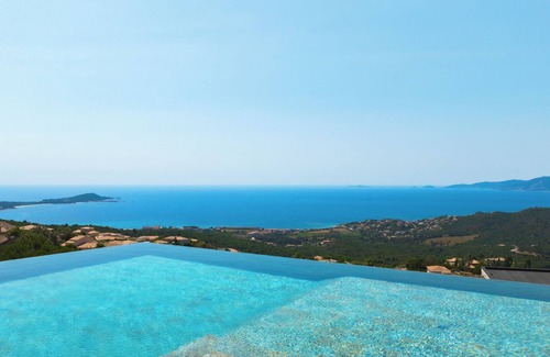 Albitreccia Villa | VILLA PINNATA - 5 bedrooms, swimming pool, panoramic sea view, games room, cinema