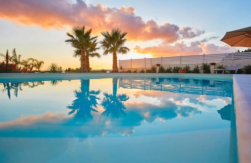 Petrosino Villa | Villa Pomelia by Xenia Sicily Villas