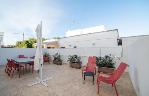 Torre Santa Sabina Apartment | VILLA PONENTE - Beach & Jacuzzi