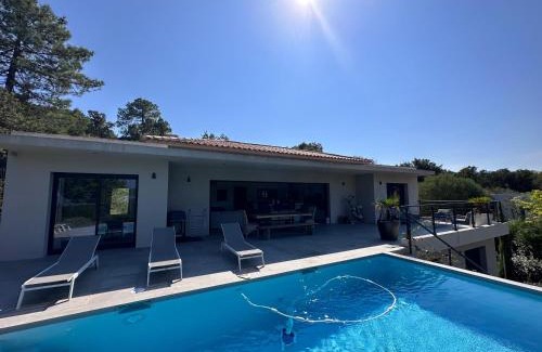 Cirendinu Villa | Villa privée-piscine-vue mer-pinarello-cirindinu