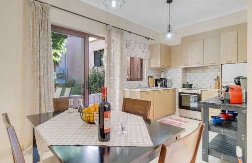 Katokhorion Villa | Villa 'Prolithia 2' with Sea View, Wi-Fi and Air Conditioning