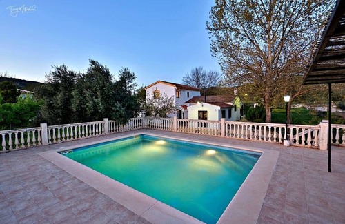 Montefrio Villa | Villa Puente Romano, Montefrío, Grenade Piscine Privée, Grand Jardin