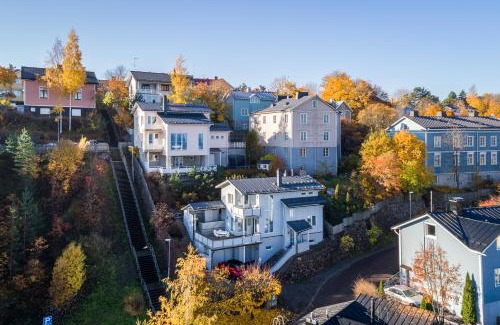 Tampere Apartment | Villa Rajaportti 1st&2nd floor Loft with lakeview and free front door parking with electric car plug