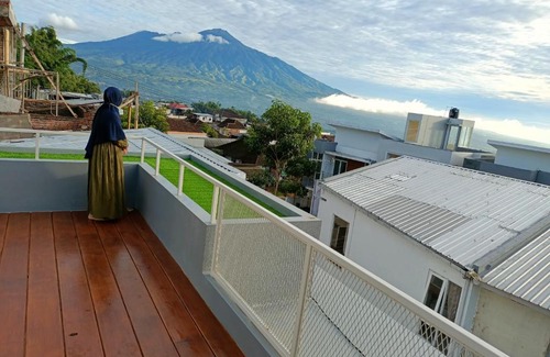 Oro Oro Ombo Villa | Villa Ravindra Syariah