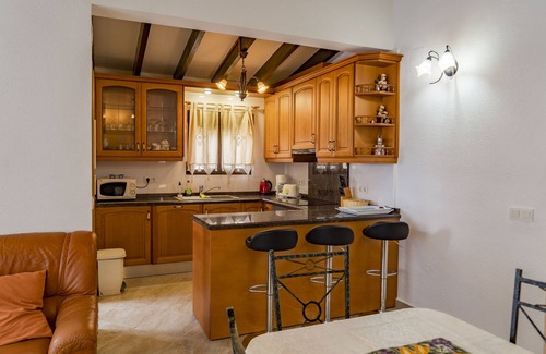 La Nucia Villa | villa redone, swimming pool, jacuzzi, sea view 4 bdr 2 bath/calm assured