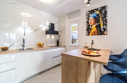 Cove Makarac (Milna) House | Villa Renesansa by Interhome