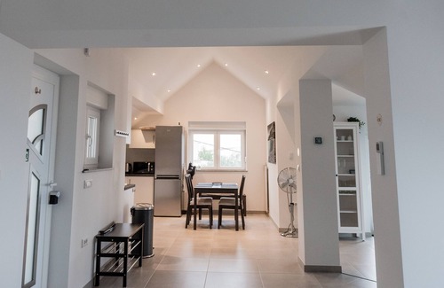 Municipality of Trogir House | Villa Rosa vacation home with two apartments on Čiovo Trogir, pool 150m to the beach