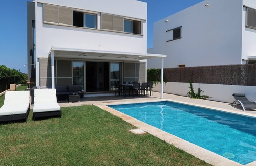 Cala'n Bosch Villa | VILLA S. TOME 8PERS/IND. SWIMMING POOL/SEA VIEW-IDEAL FAMILY-A600MTRS OF BEACHES