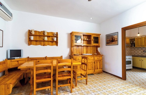 Scala di Furno Villa | Villa 'Sabrina Con Piscina' with Shared Pool, Private Terrace and Air Conditioning