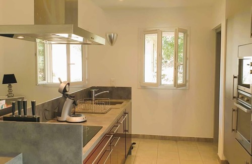 San-Gavino-di-Carbini House | Villa Salute. 6 pers, piscine 10 min plage en voiture