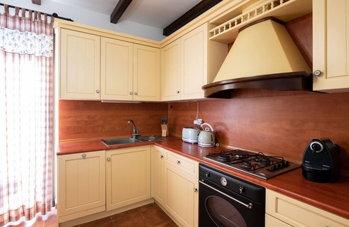 Lahania House | VILLA SALAMINA ON THE BEACH